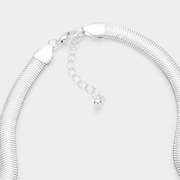 Silver Metal Chain Necklace Set NWT - Picture 4 of 7